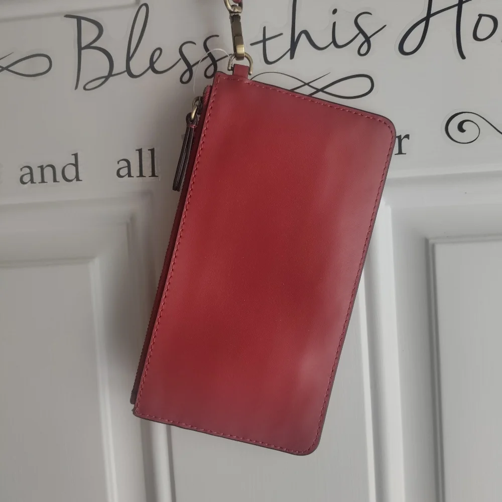 New Michael Kors wristlet - Picture 2 of 3